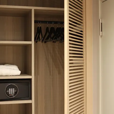 Alyacht Premium Отель 4*