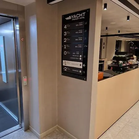 Al'yacht Premium Hotel