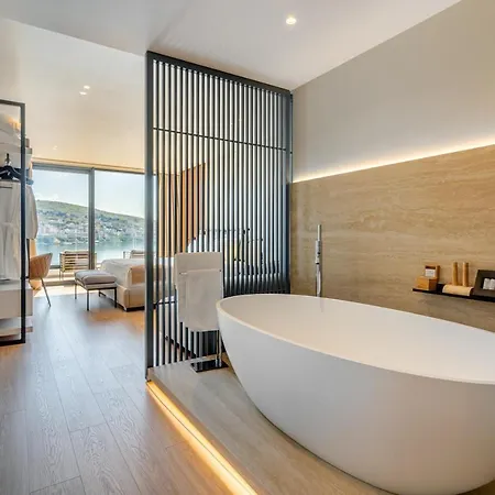 Al'yacht Premium Hotel Sarandë