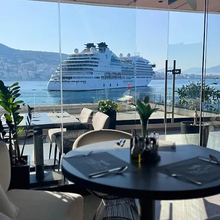Al'yacht Premium Sarandë