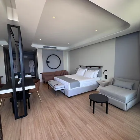 Alyacht Premium Hotel