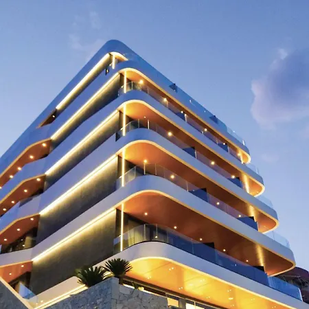 Al'yacht Premium 4* Sarandë