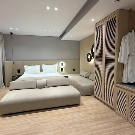 Hotel Al'yacht Premium Sarandë