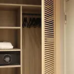 Yacht Premium Hotel 4*