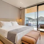 Yacht Premium Hotel 4*