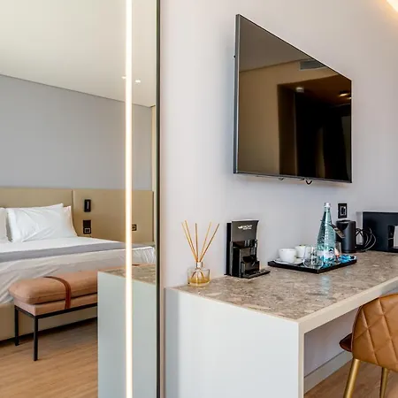 Hotel Alyacht Premium
