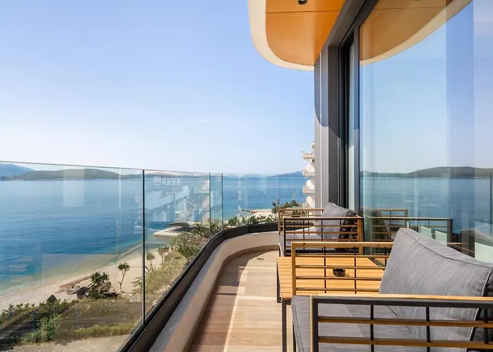 Alyacht Premium Hotel