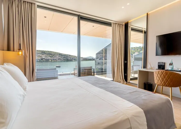 Hotel Alyacht Premium Sarandë
