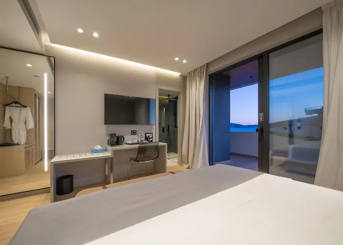 酒店 Al'yacht Premium