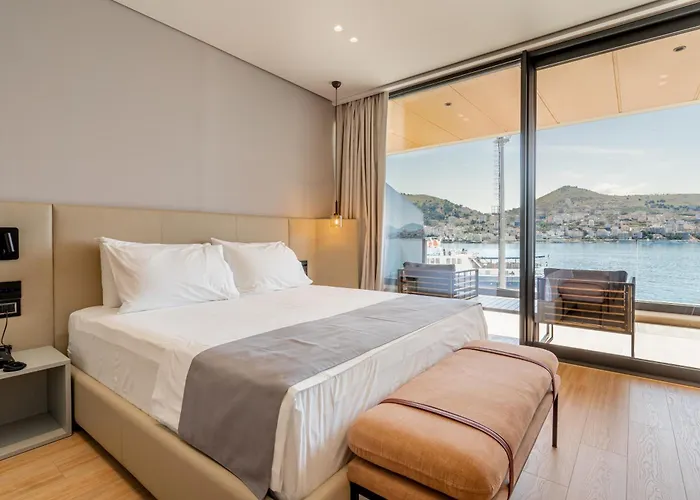 Al'yacht Premium Hotel 4*
