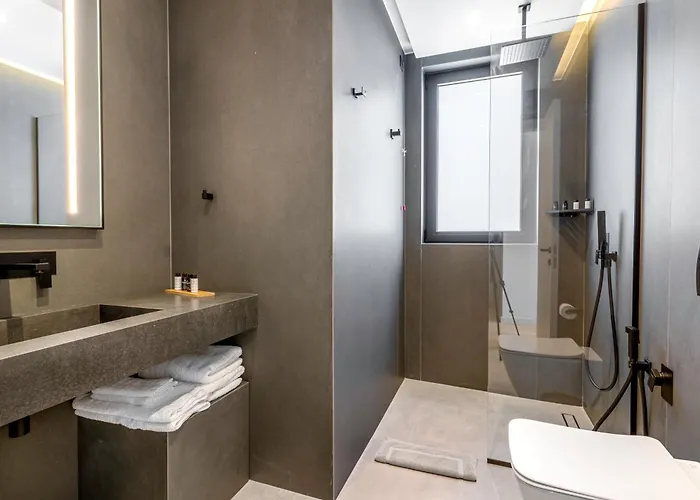 Al'yacht Premium Sarandë
