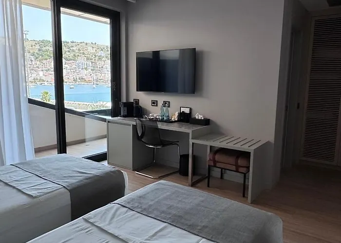 Al'yacht Premium Sarandë