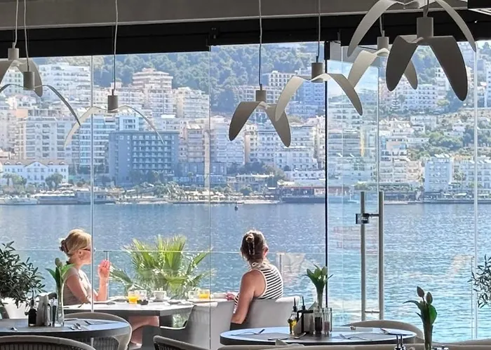 ホテル Al'yacht Premium Sarandë